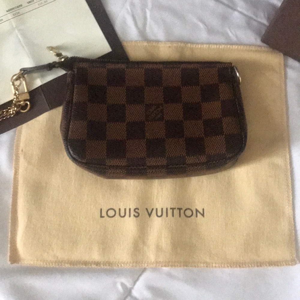 Louis Vuitton Wristlet